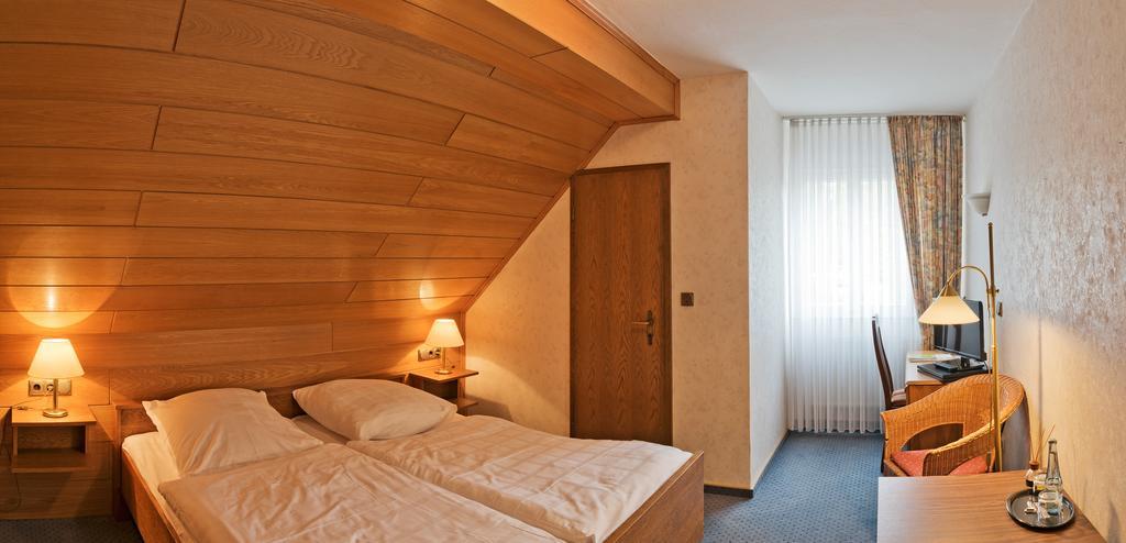 ويندك Hotel Bergischer Hof المظهر الخارجي الصورة