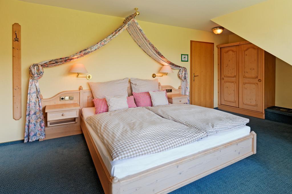ويندك Hotel Bergischer Hof المظهر الخارجي الصورة